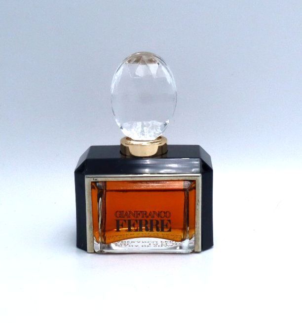 Gianfranco FERRE Woman - Parfum Extrait 7,5 ml (Vintage)
