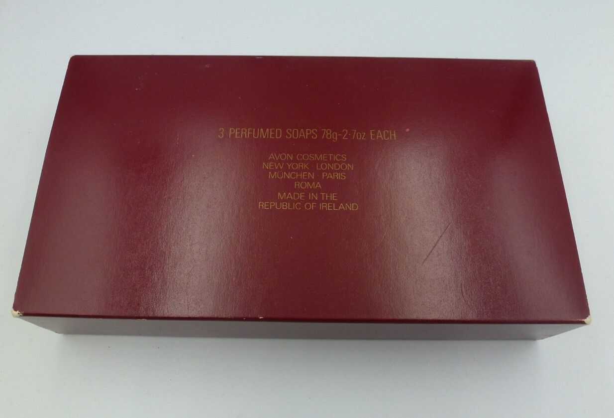 AVON Charisma - Perfumed Soap Seife 2 x 78 g