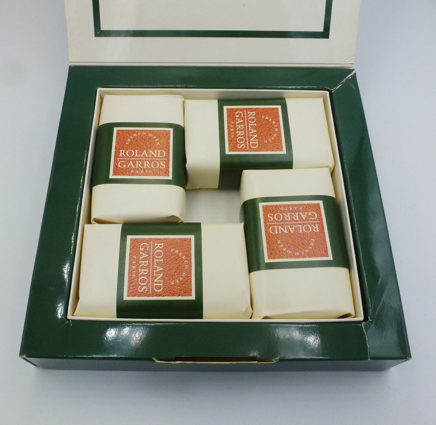 ROLAND GARROS French Open - 4 x Perfumed Soaps Seife à 100 g (400 g) (Vintage)